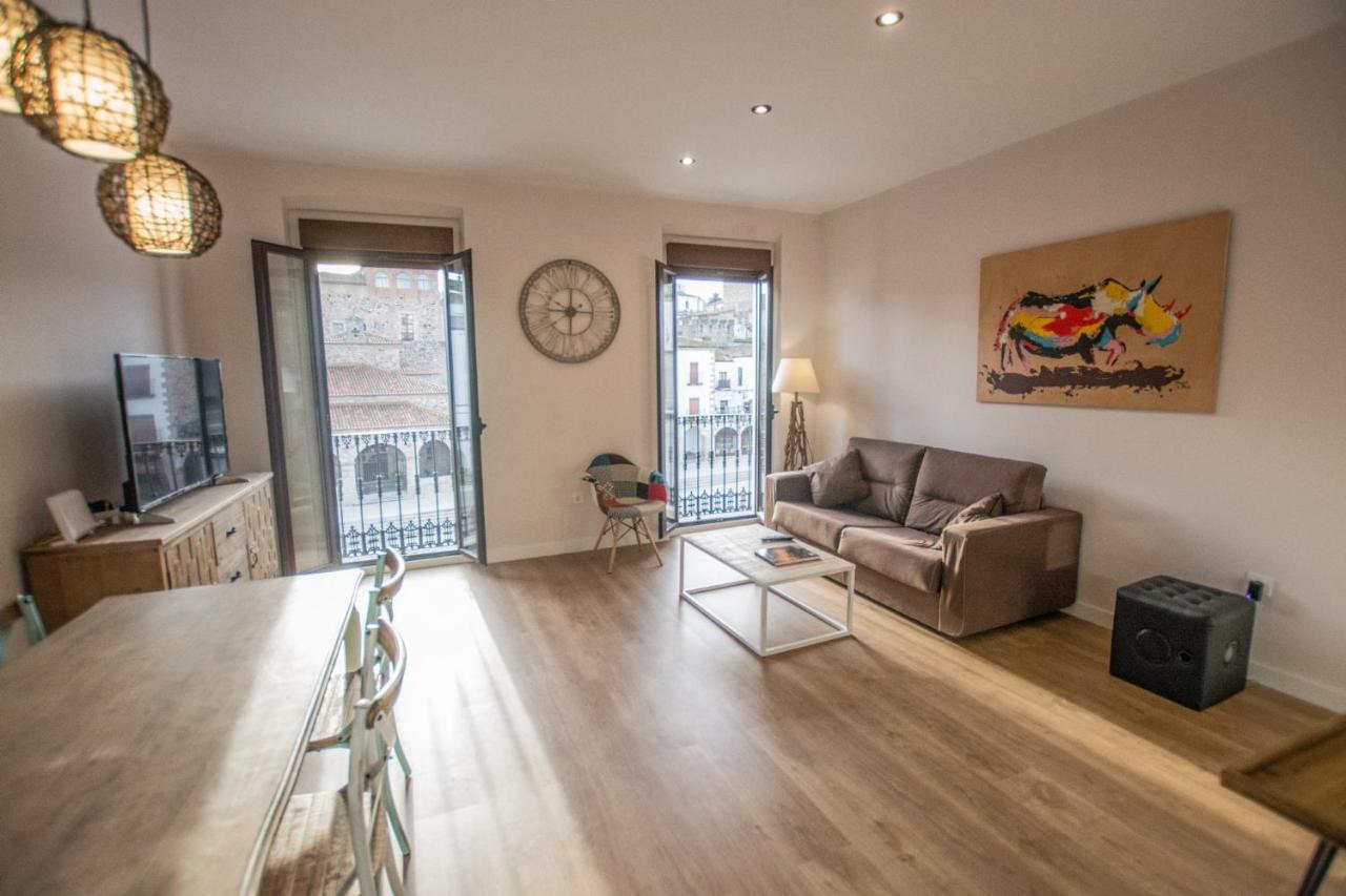 Apartamento Plaza Mayor Caces Екстериор снимка