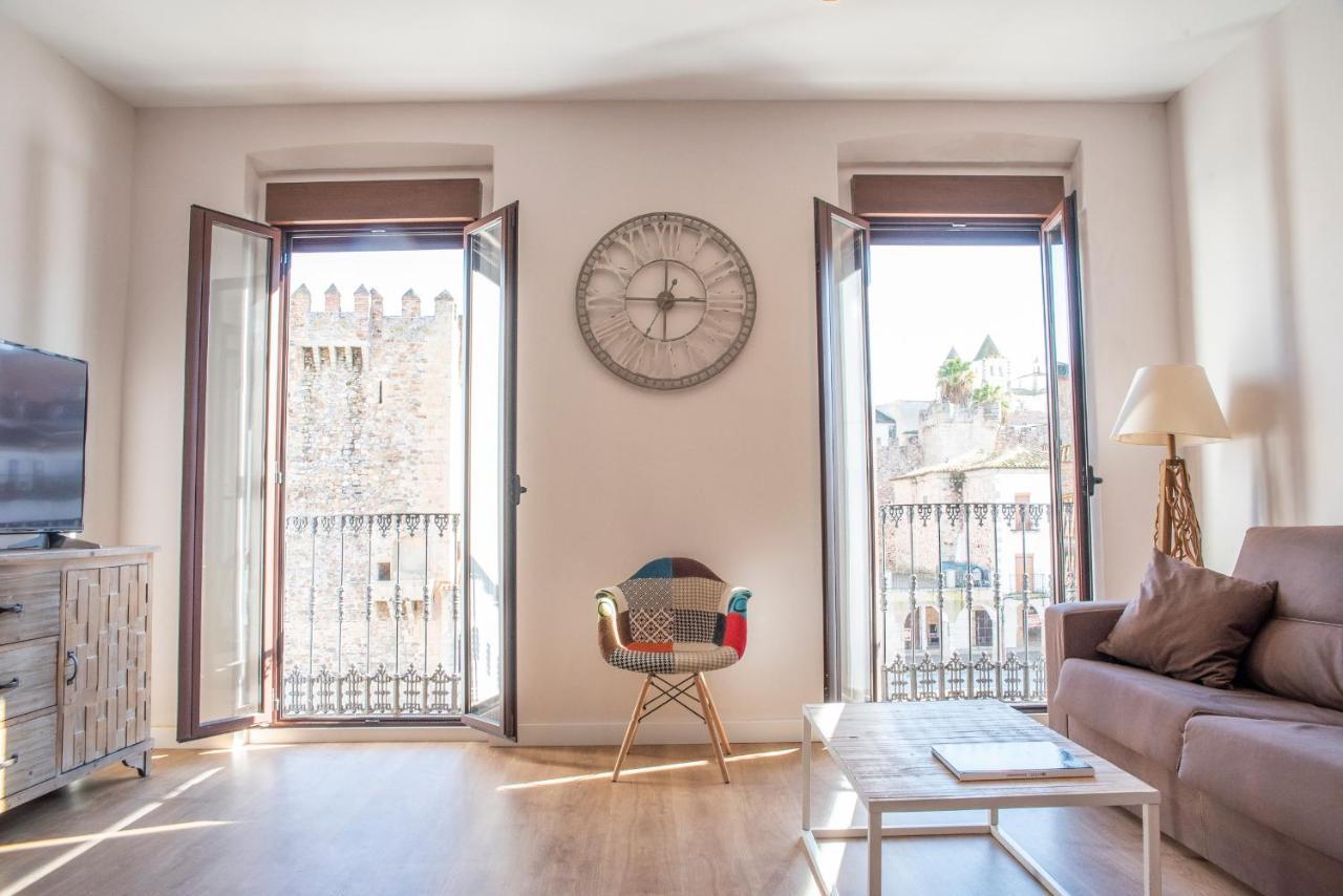 Apartamento Plaza Mayor Caces Екстериор снимка